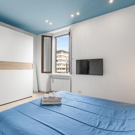 Апартаменти Minimal House - 4Persone - Centro Мілан Екстер'єр фото